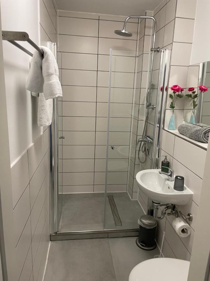 Gaestehaus Uezel Friedrichshafen Buitenkant foto